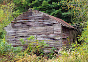 An Old Barn Outside Mars Hill, North Carolina Photograph by L Bosco