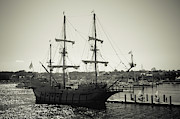 El Galeon Andalucia Photograph by Joe Leone