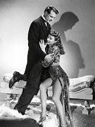 GARY COOPER and BARBARA STANWYCK in BALL OF FIRE -1941-. Photograph by Album