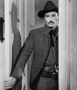 GREGORY PECK in THE GUNFIGHTER -1950-. Photograph by Album