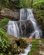 Shu Nu Waterfall 10x8 Vertical Photograph by William Dickman