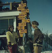 Skiing In Stowe Photograph by Slim Aarons