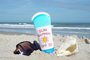 Sunscreen Photograph by Science Photo Library