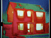 Thermogram Of Heat Over Domestic House Photograph by Science Photo Library
