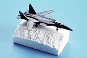 Two Forms Of Polystyrene Photograph by Science Photo Library