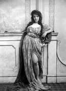 Womens Fashion, 1902 Photograph by Science Source