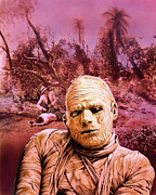 LON CHANEY JR. in THE MUMMY'S CURSE -1944-, directed by LESLIE GOODWINS. #1 Photograph by Album