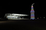 Pops 66 Soda Ranch in Arcadia Oklahoma at night Photograph by Eldon McGraw