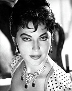 AVA GARDNER in 55 DAYS AT PEKING -1963-, directed by NICHOLAS RAY. Photograph by Album