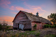 Barn With A Sad Face Photograph by Darren White