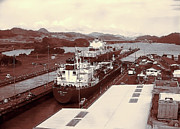 Canal de Panama - Panama Canal Mixed Media by Susan Maxwell Schmidt