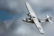 Consolidated PBY Catalina turning in flight Photograph by Scott Lyons Consolidated PBY Catalina turning in flight Photograph by Scott Lyons