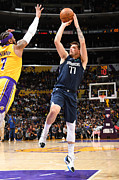 Dallas Mavericks v Los Angeles Lakers Photograph by Andrew D. Bernstein