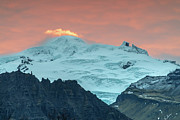 Dawn Colours Over Hvannadalshnukur, Vatnajokull, Iceland Photograph by Adrian Hendroff