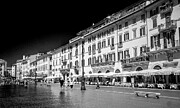Diner at Piazza Navona - Rome Photograph by Stefano Senise Diner at Piazza Navona - Rome Photograph by Stefano Senise