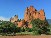 Garden Of The Gods Hiking Path Photograph by Dan Sproul