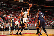 Goran Dragic Photograph by Issac Baldizon