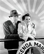 HUMPHREY BOGART and MARY ASTOR in ACROSS THE PACIFIC -1942-, directed by JOHN HUSTON. Photograph by Album