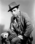 HUMPHREY BOGART in THEY DRIVE BY NIGHT -1940-, directed by RAOUL WALSH. Photograph by Album