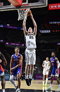 Jakob Poeltl Photograph by Logan Riely