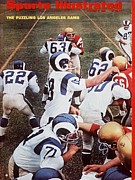 Los Angeles Rams Qb Roman Gabriel... Sports Illustrated Cover Photograph by Sports Illustrated