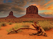 Monument Valley Photograph by Thomas Hall