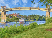 Myrtle Beach Dinner Cruise Photograph by Mike Covington