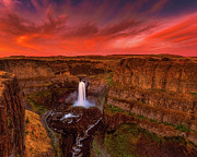 Palouse Falls Photograph by Thomas Hall