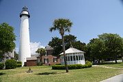Savannah Lighthouse Photograph by Arnold Hence