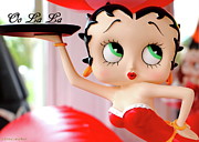 Serving Up The Oo La La Photograph by Larry Beat