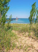 St. Joseph Michigan Lighthouse And Beach Photograph by Dan Sproul