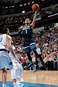 Tyus Jones Photograph by Glenn James