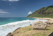 Winter waves crash on Kaewaula beach Photograph by Steven Heap Winter waves crash on Kaewaula beach Photograph by Steven Heap
