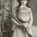 Annie Oakley With A Rifle, 1899 by Richard Kyle Fox Annie Oakley With A Rifle, 1899 by Richard Kyle Fox