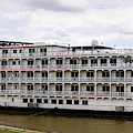 Queen in Marietta Photograph by Holden The Moment Queen in Marietta Photograph by Holden The Moment