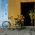 Streets of Antigua Photograph by Leslie Struxness Streets of Antigua Photograph by Leslie Struxness