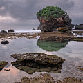 A sunrise at Jungwok beach by Anges Van der Logt