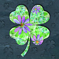 Dancing Daisies Four Leaf Clover Art by Sharon Cummings