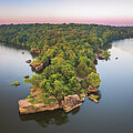 Lincoln Lake by Damon Shaw