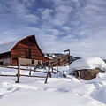 More Barn Steamboat Springs by Mike Long