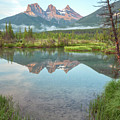 Three Sisters Vertical by Jonathan Nguyen