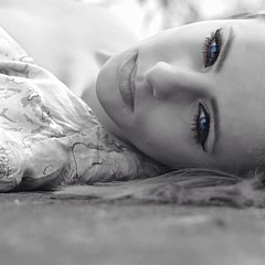 Nicolaadams model - Artist